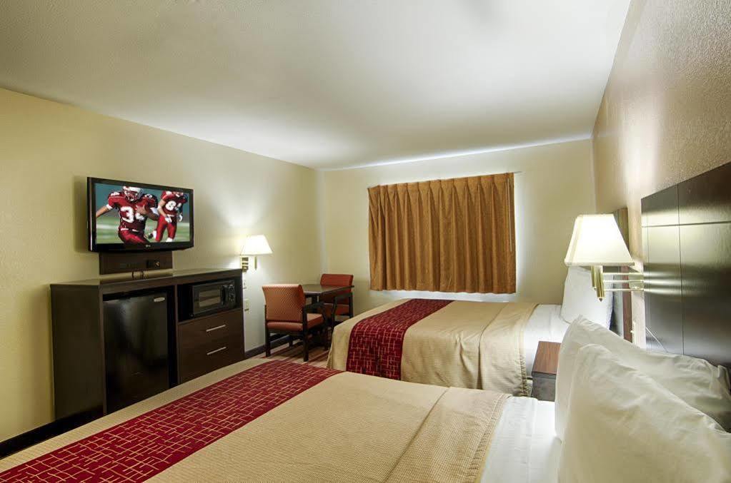 Red Roof Inn San Marcos Bagian luar foto